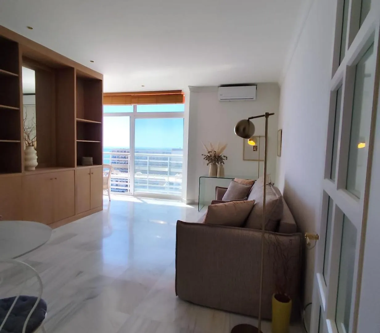 Apartamento La Roca Rental, 1 Dormitorio Confort Con Vistas Al Mar トレモリノス アパート