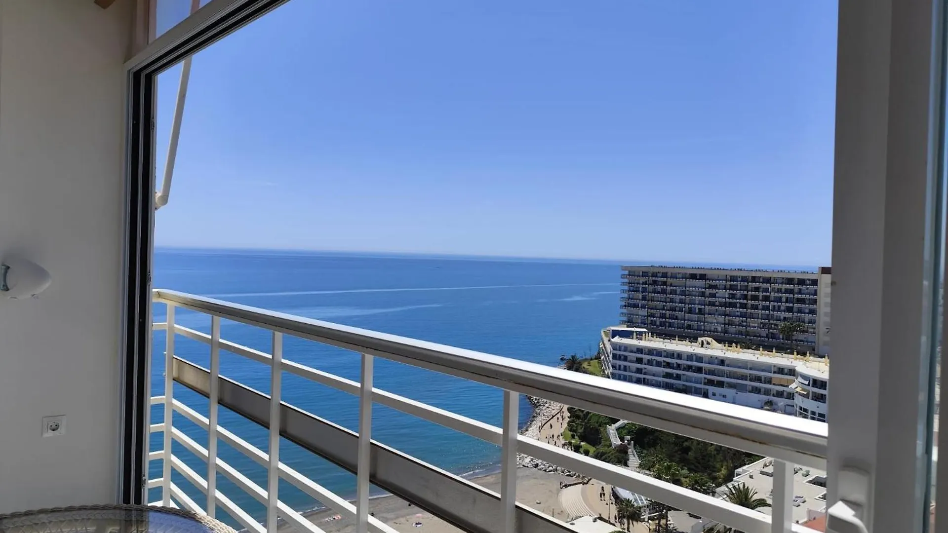 Apartamento La Roca Rental, 1 Dormitorio Confort Con Vistas Al Mar トレモリノス