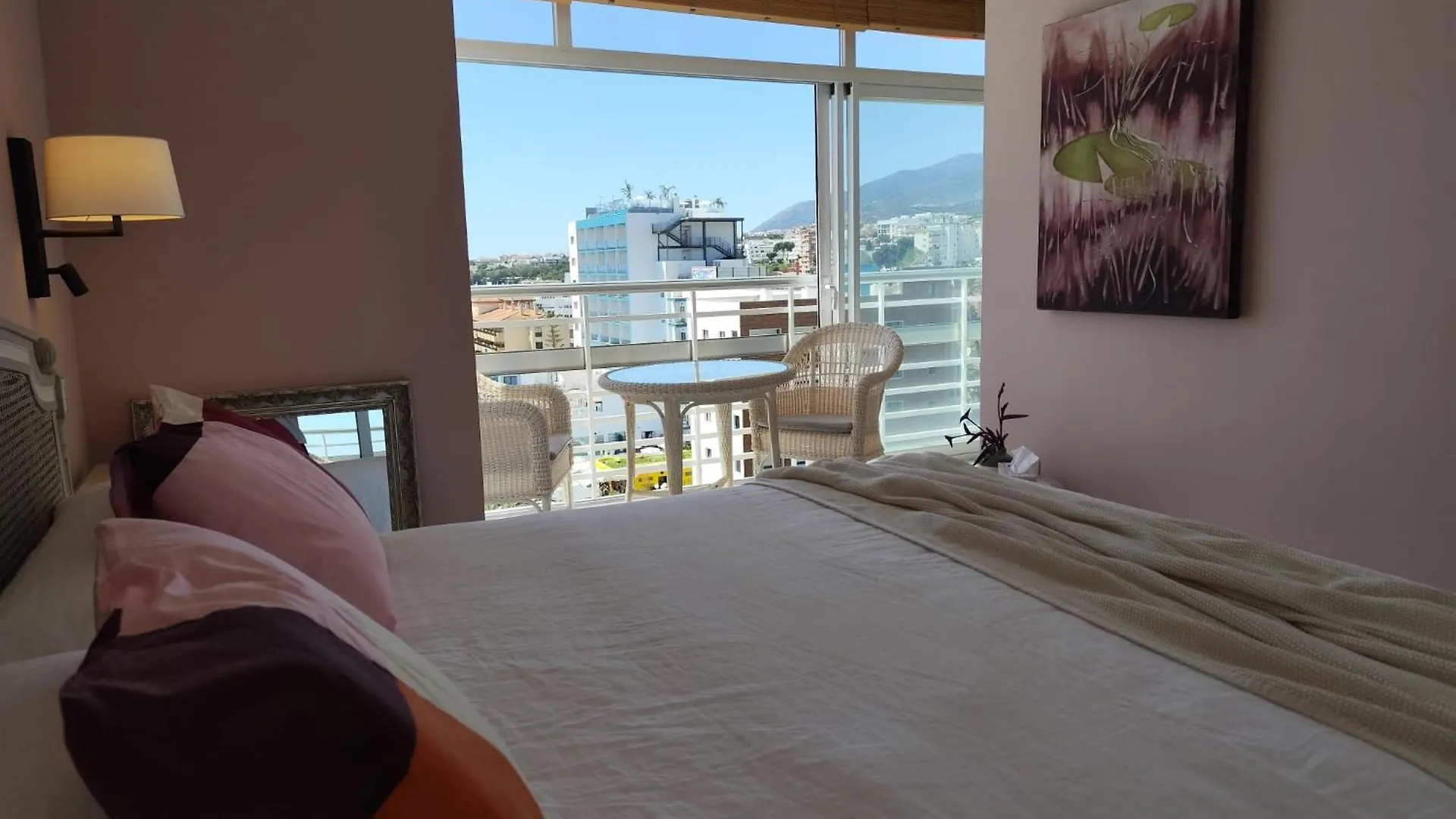 Apartamento La Roca Rental, 1 Dormitorio Confort Con Vistas Al Mar トレモリノス